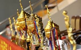 大联盟宣布正式承认黑人联盟（Negro Leagues）为大联盟层级，多项历史纪录被修正