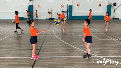 英超半场：福登开场闪击，格瓦迪奥尔破门，曼城2-0利兹联