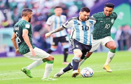 胡安·索托正式拒绝纽约洋基队的合格报价，进入自由市场寻求 15 年长约